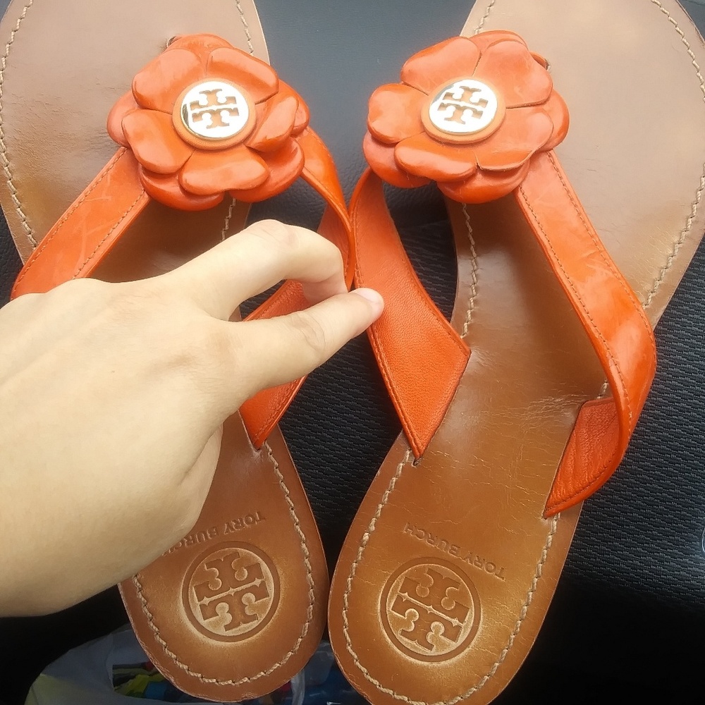 Sold tory burch sandals
